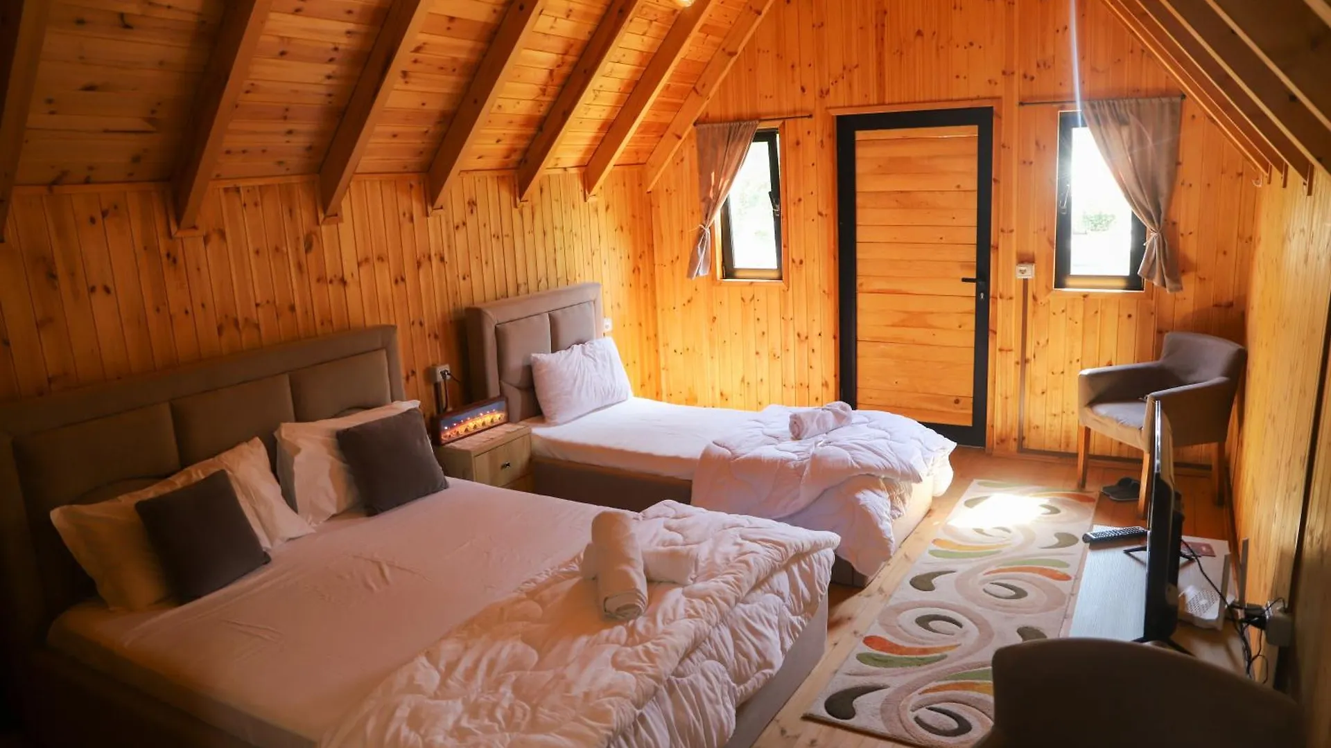فيلا Wood House بيرات فيلة